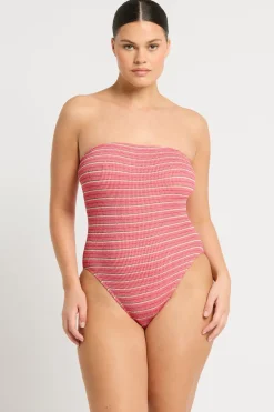 Fane One Piece*bond-eye Fashion