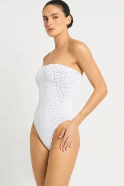 Fane One Piece*bond-eye Sale