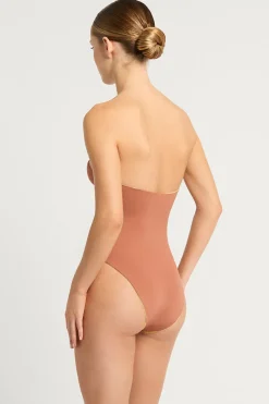 Felicia One Piece*bond-eye Hot