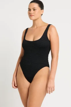 Madison One Piece*bond-eye Fashion