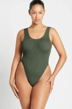 Maxam One Piece*bond-eye Fashion